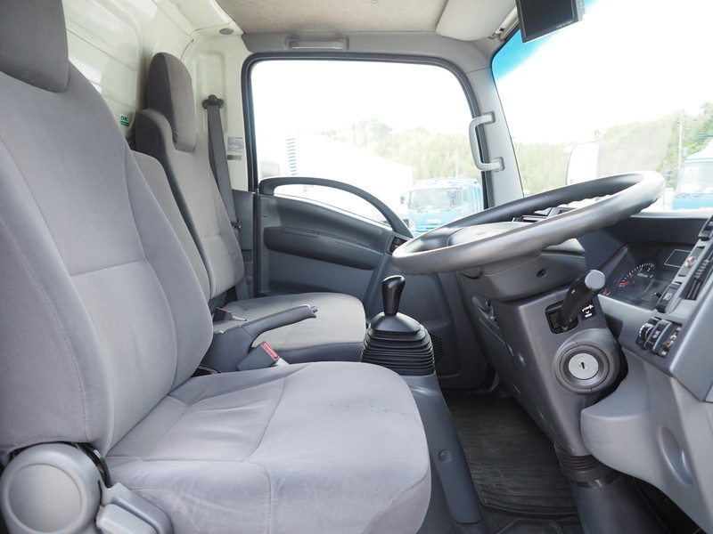 いすゞ エルフ バン車 小型 TKG-NMR85AN 年式 H26[写真20]