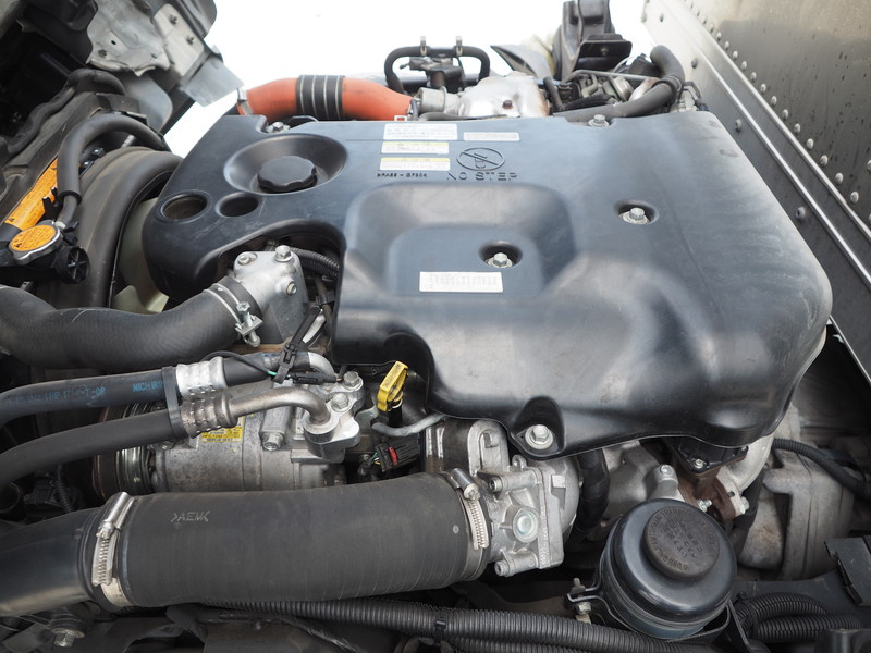 いすゞ エルフ バン車 小型 TKG-NMR85AN 年式 H26[写真31]