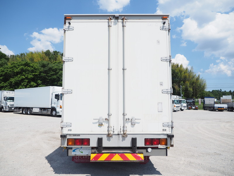 いすゞ ギガ ウイング車 大型 QKG-CYJ77A 年式 H25[写真05]