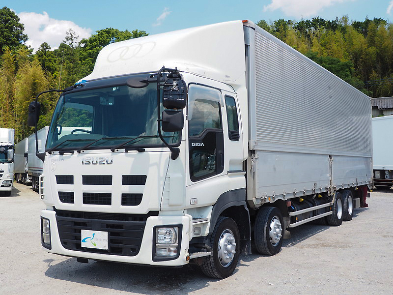 いすゞ ギガ ウイング車 大型 QKG-CYJ77A 年式 H25[写真01]