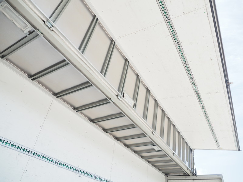 三菱ふそう スーパーグレート ウイング車 大型 QKG-FS54VZ 年式 H25[写真22]