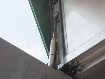 日野 グランドプロフィア ウイング車 大型 BDG-FW1EXYG 年式 H21 [写真11]