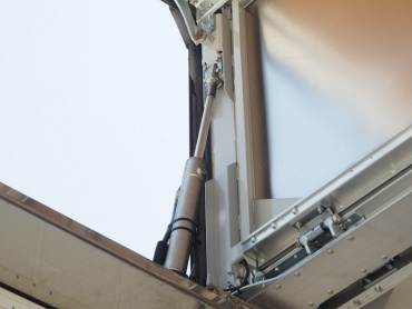 いすゞ ギガ ウイング車 大型 LKG-CYJ77A 年式 H24 [写真10]