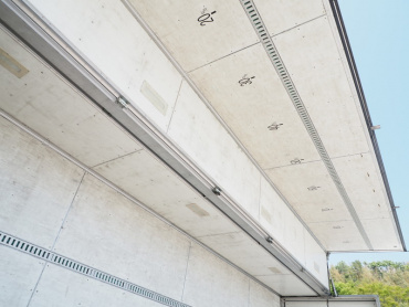 いすゞ ギガ ウイング車 大型 QKG-CYJ77A 年式 H24 [写真18]