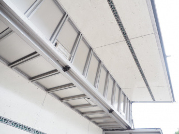 日野 レンジャー ウイング車 中型 BKG-FD7JLYG 年式 H21 [写真18]