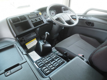 三菱ふそう スーパーグレート ウイング車 大型 QKG-FS54VZ 年式 H25 [写真30]