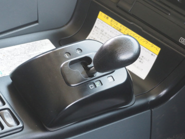 三菱ふそう スーパーグレート ウイング車 大型 QKG-FS54VZ 年式 H25 [写真31]