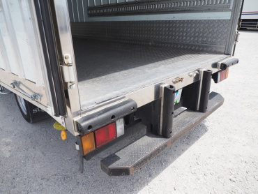 いすゞ エルフ 冷凍バン 小型 SKG-NPR85AN 年式 H24 [写真16]