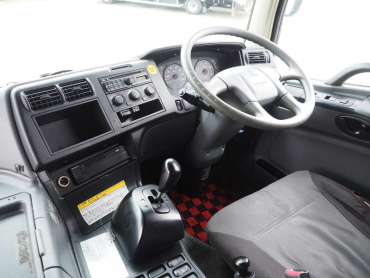 三菱ふそう スーパーグレート ウイング車 大型 QKG-FS54VZ 年式 H25 [写真33]