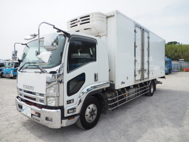 いすゞ フォワード 冷凍バン 中増t PKG-FSR34T2 年式 H19 [写真01]
