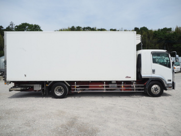 いすゞ フォワード 冷凍バン 中増t PKG-FSR34T2 年式 H19 [写真08]