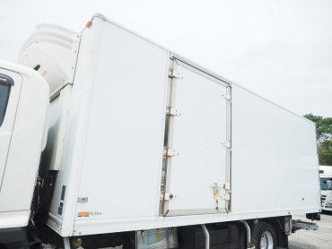 日野 レンジャー 冷凍バン 中型 TKG-FC9JKAA 年式 H27 [写真08]