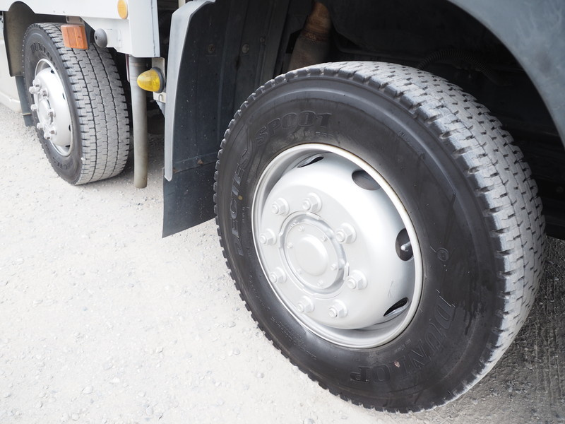 UDトラックス クオン 冷凍ウイング 大型 QKG-CG5ZA 年式 H24[写真46]