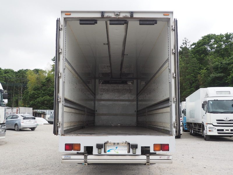 UDトラックス クオン 冷凍ウイング 大型 QKG-CG5ZA 年式 H24[写真21]