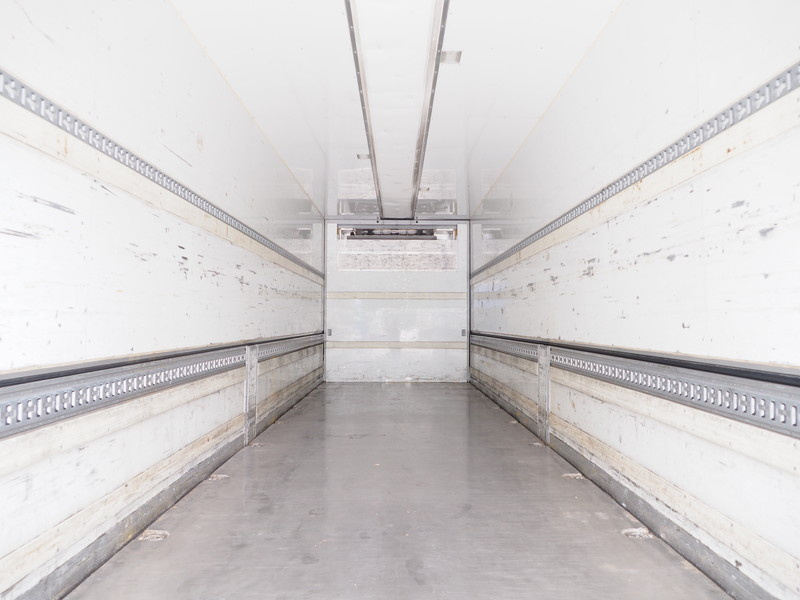 UDトラックス クオン 冷凍ウイング 大型 QKG-CG5ZA 年式 H24[写真22]