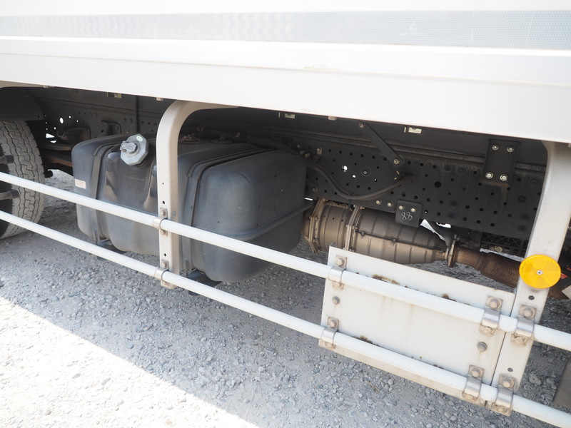 いすゞ エルフ 冷凍バン 小型 TKG-NPR85AN 年式 H24[写真10]