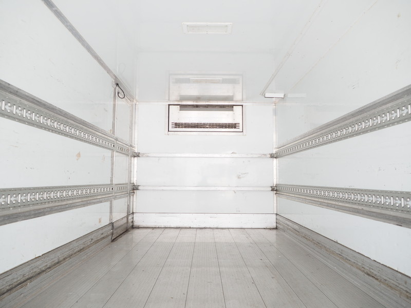 いすゞ フォワード 冷凍バン 中型 SKG-FRR90S2 年式 H24[写真10]