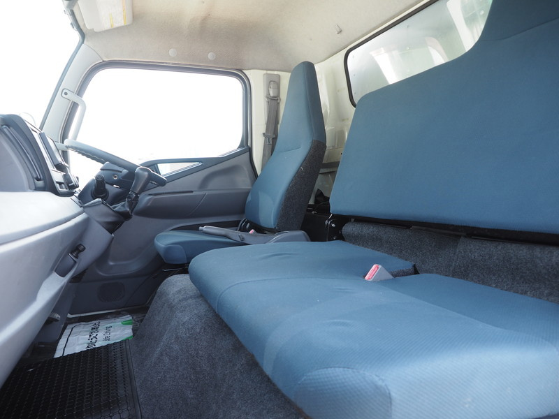 三菱ふそう キャンター バン車 小型 TKG-FEB50 年式 H25[写真23]