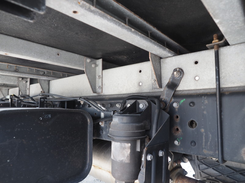 三菱ふそう キャンター バン車 小型 TKG-FEB50 年式 H25[写真26]