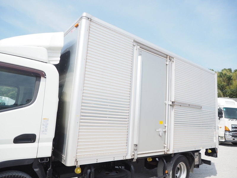 三菱ふそう キャンター バン車 小型 TKG-FEB50 年式 H25[写真09]