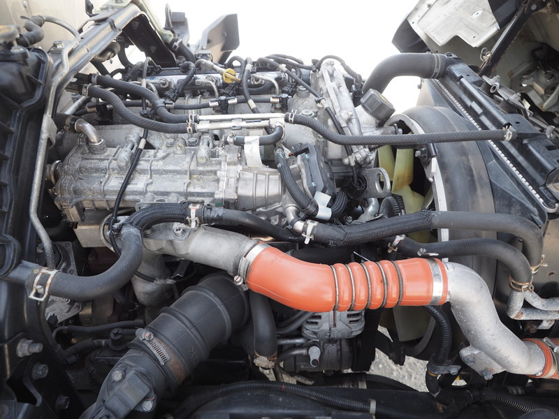 三菱ふそう キャンター バン車 小型 TKG-FEB50 年式 H25[写真29]