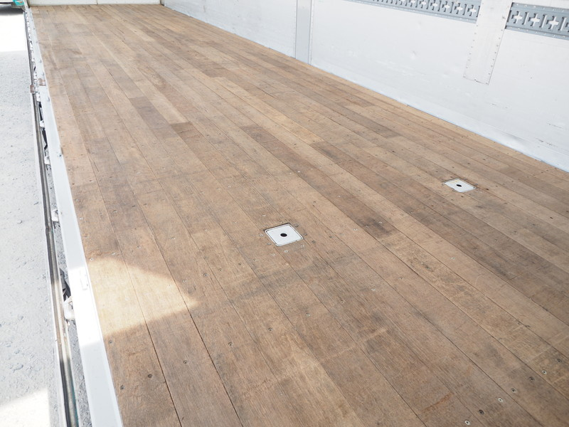 いすゞ ギガ 冷凍ウイング 大型 PDG-CYJ77W8 年式 H20[写真26]