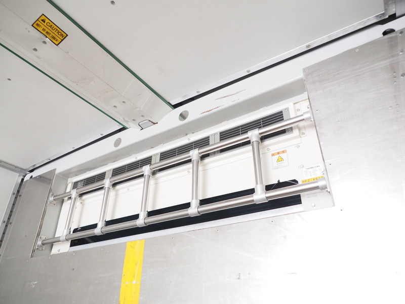 いすゞ ギガ 冷凍ウイング 大型 PDG-CYJ77W8 年式 H20[写真31]