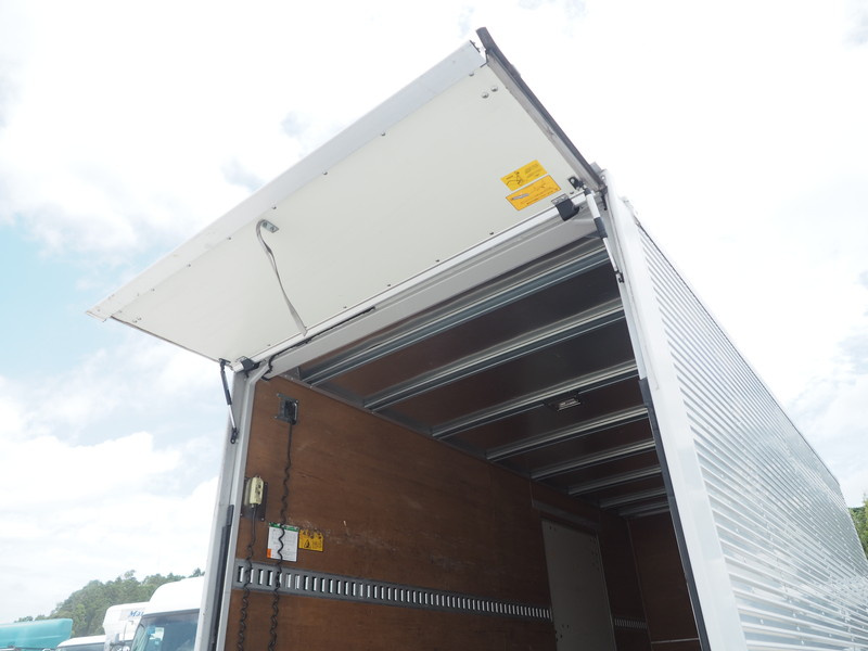 いすゞ エルフ バン車 小型 BKG-NMR85AN 年式 H22[写真14]