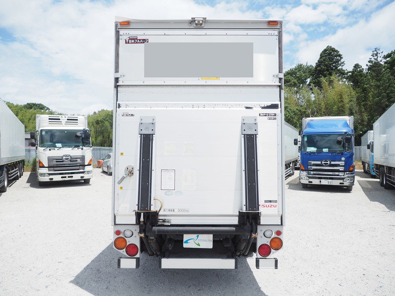 いすゞ エルフ バン車 小型 BKG-NMR85AN 年式 H22[写真05]