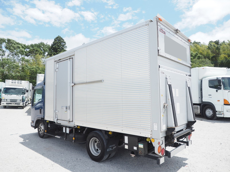 いすゞ エルフ バン車 小型 BKG-NMR85AN 年式 H22[写真06]