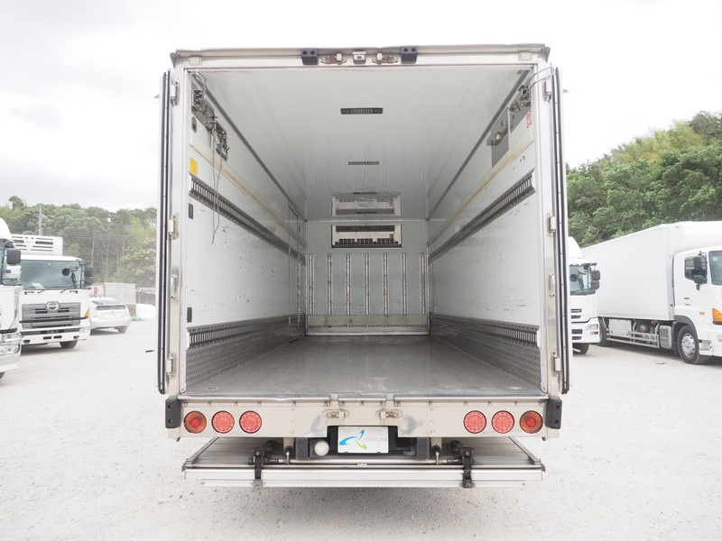 いすゞ フォワード 冷凍バン 中型 SKG-FRR90T2 年式 H23[写真13]