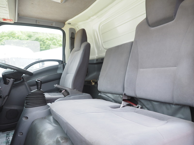 いすゞ エルフ 冷凍バン 小型 BKG-NPR85AN 年式 H22[写真28]