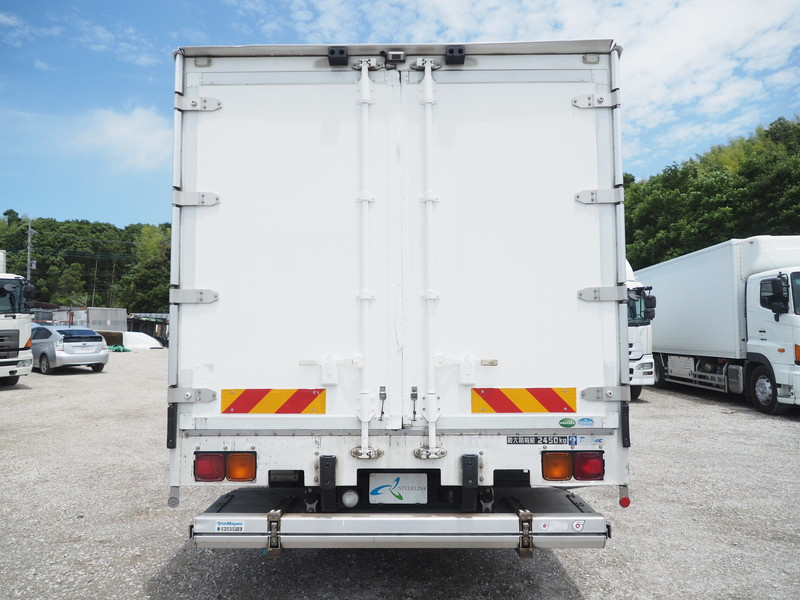 いすゞ フォワード 冷凍バン 中型 TKG-FRR90T2 年式 H25[写真05]