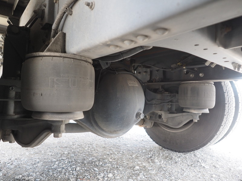 いすゞ フォワード 冷凍バン 中型 TKG-FRR90T2 年式 H25[写真25]