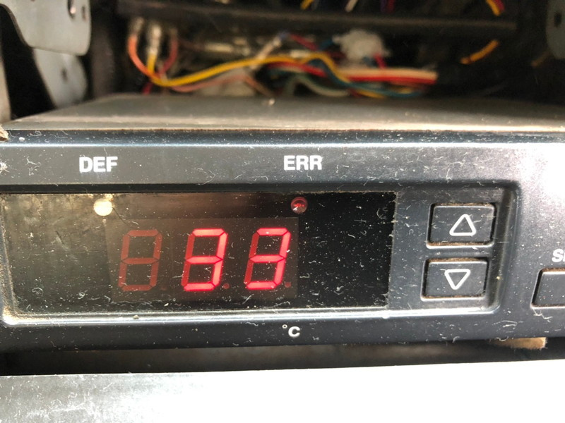 いすゞ ギガ 冷凍ウイング 大型 PDG-CYJ77W8 年式 H20[写真44]