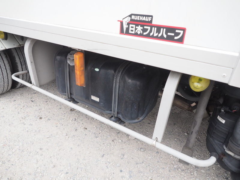 いすゞ エルフ 冷凍バン 小型 TKG-NLR85N 年式 H25[写真09]