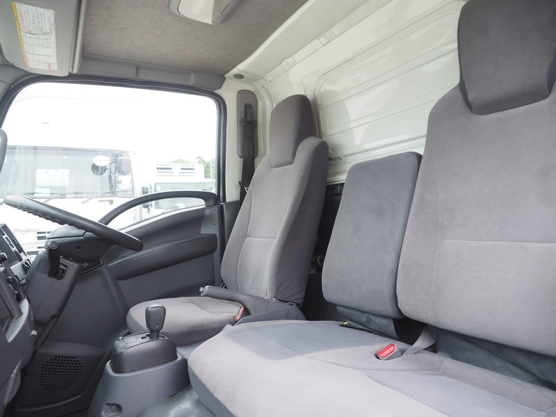 いすゞ エルフ 冷凍バン 小型 TKG-NLR85N 年式 H25[写真28]