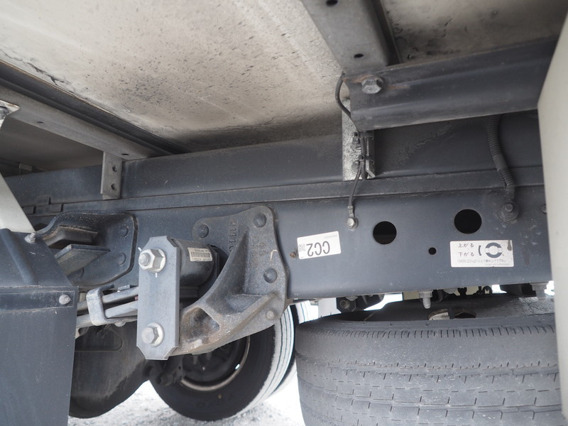 いすゞ エルフ 冷凍バン 小型 TKG-NLR85N 年式 H25[写真30]