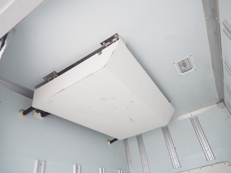 いすゞ エルフ 冷凍バン 小型 TKG-NLR85N 年式 H25[写真16]