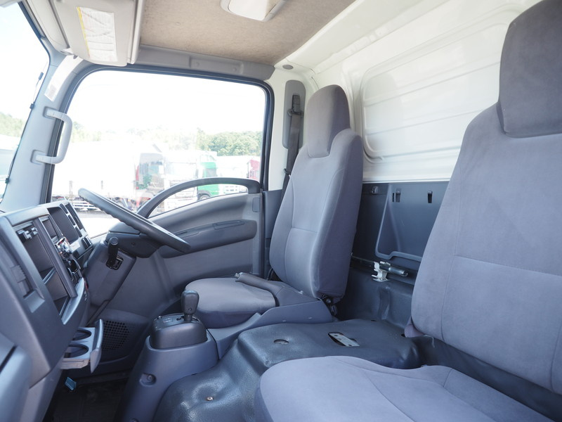 いすゞ エルフ バン車 小型 BKG-NMR85AN 年式 H22[写真23]