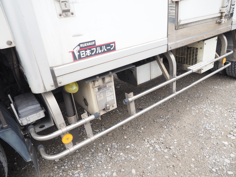 いすゞ エルフ 冷凍バン 小型 BKG-NMR85AN 年式 H22[写真11]