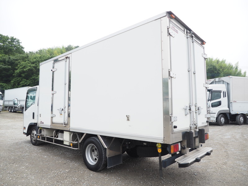 いすゞ エルフ 冷凍バン 小型 BKG-NMR85AN 年式 H22[写真05]