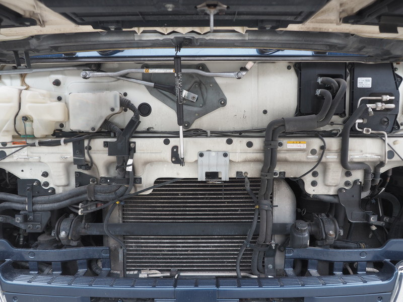 いすゞ ギガ ウイング車 大型 QKG-CYJ77A 年式 H25[写真43]