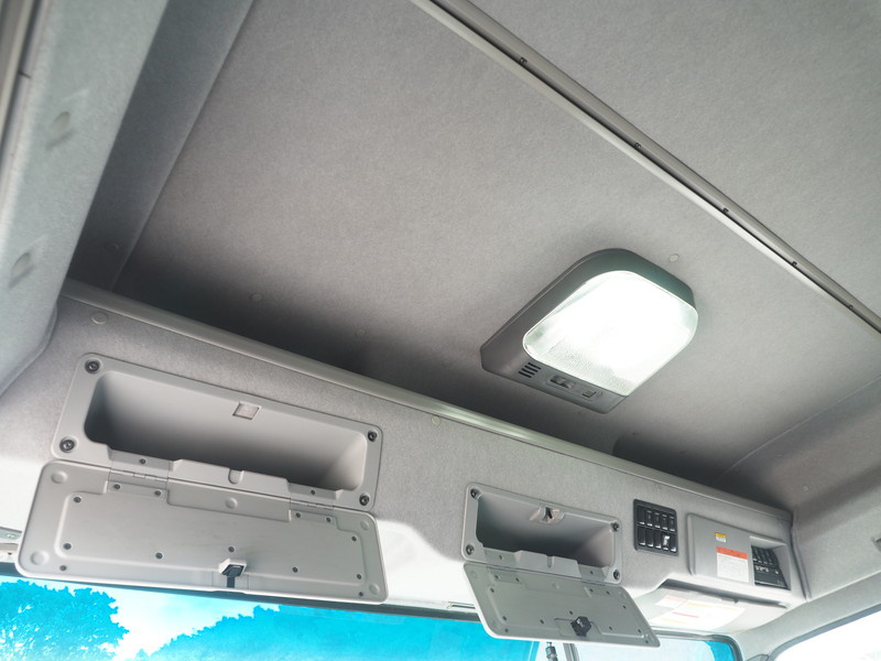 いすゞ ギガ ウイング車 大型 QKG-CYJ77A 年式 H25[写真33]