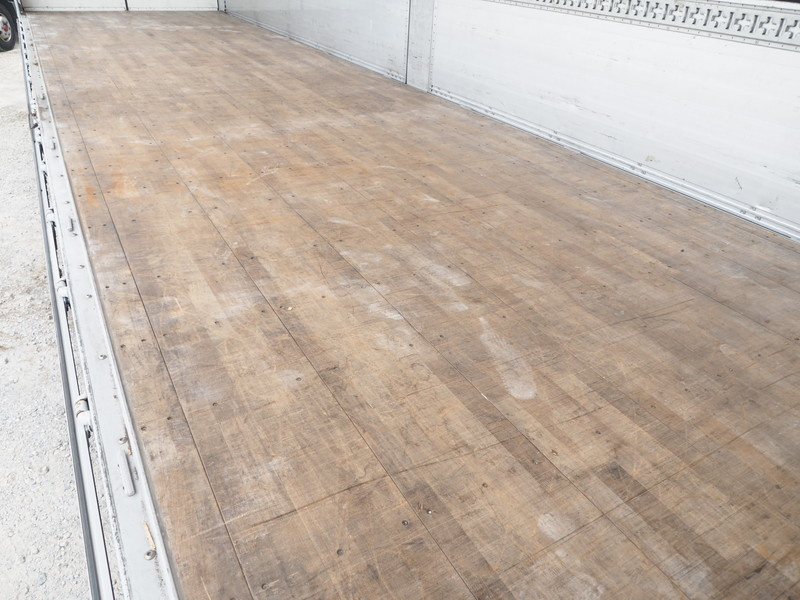 いすゞ ギガ ウイング車 大型 QKG-CYJ77A 年式 H25[写真21]