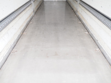 UDトラックス クオン 冷凍ウイング 大型 QKG-CG5ZA 年式 H24 [写真23]