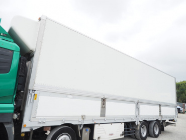 UDトラックス クオン 冷凍ウイング 大型 QKG-CG5ZA 年式 H24 [写真13]