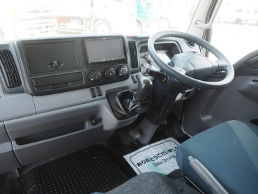 三菱ふそう キャンター バン車 小型 TKG-FEB50 年式 H25 [写真21]