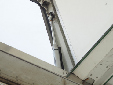 いすゞ ギガ 冷凍ウイング 大型 PDG-CYJ77W8 年式 H20 [写真15]