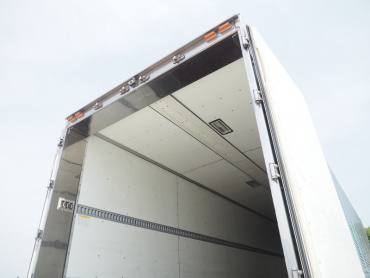 いすゞ ギガ 冷凍ウイング 大型 PDG-CYJ77W8 年式 H20 [写真33]